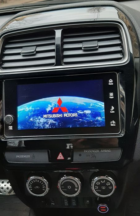 Штатное головное устройство  с родной  рамкой Outlander sport