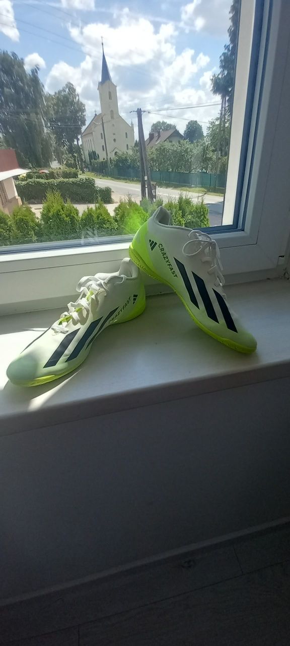 Sprzedam halówki adidas