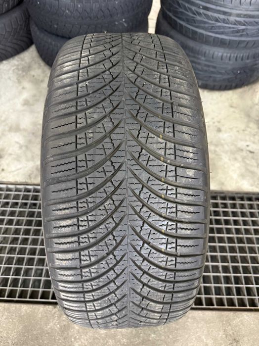 1x Opona 225/50R17 98W GOODYEAR VECTOR 4SEASONS 6,07mm 22r