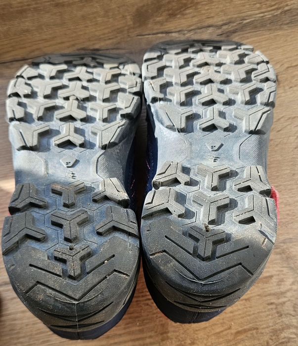 Buty trekkingowe.