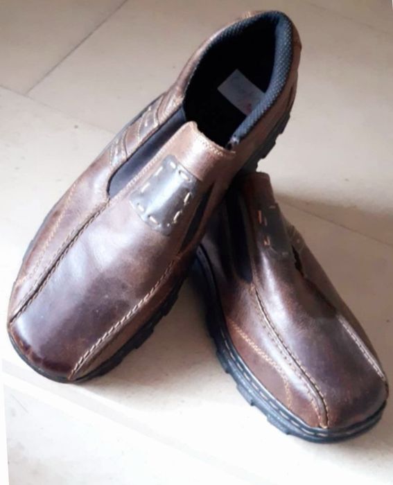 Sapatos Homem Novos Pele Tamanho 41