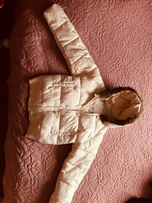 Демісезонна жіноча тепла куртка Madonna,  S розмір