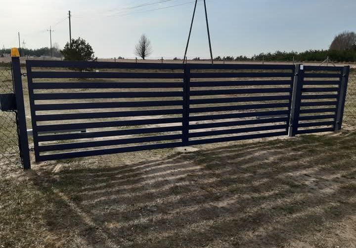 Brama z furtką bramy ogrodzenia