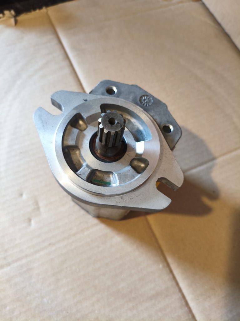 Pompa hydrauliczna Sauer Danfoss, pompa zębata