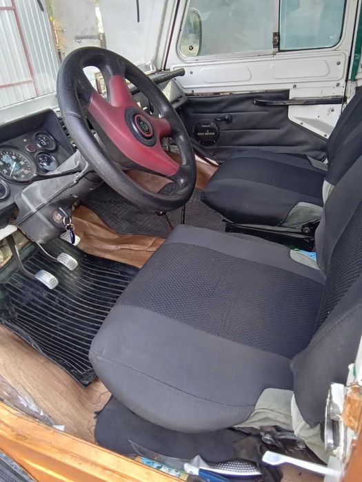 Продам ЛУАЗ в ідеальному стані.