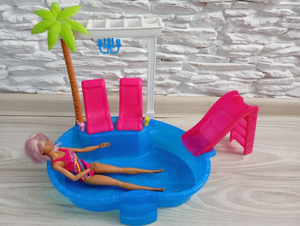 Barbie basen zjeżdżalnia