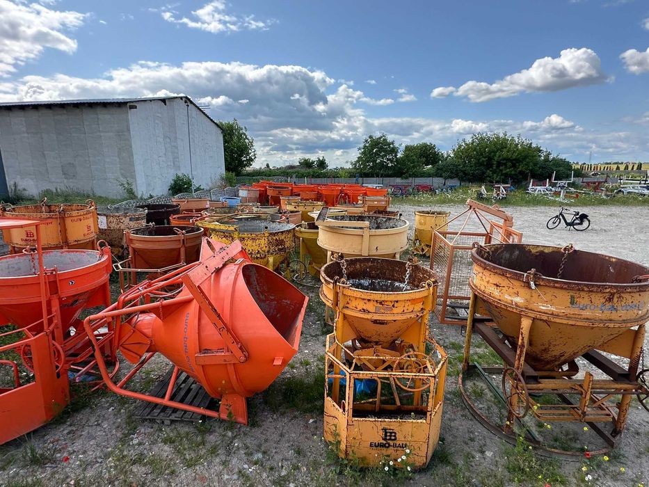 Pojemnik zbiornik kubeł EICHINGER betonu Żuraw dźwig Niemiecki 750L 4