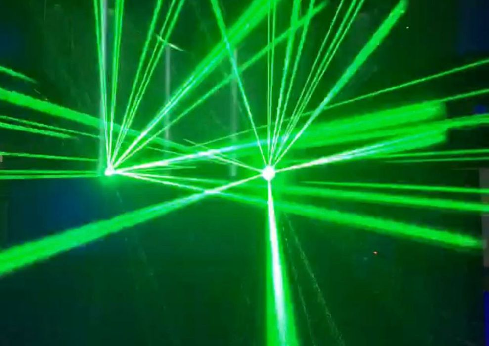 Aluguer som HK PROJECTOR (entre outros serviços)