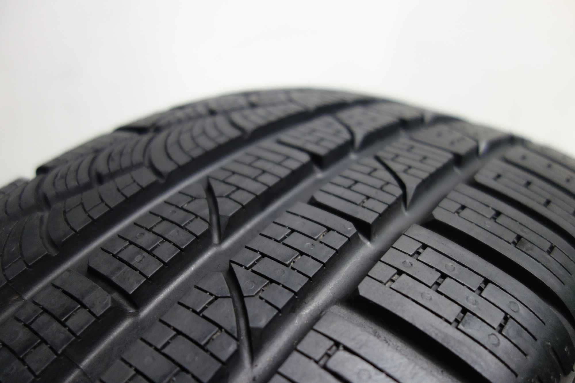 235/55/18 PIRELLI SottoZero Winter 210 Serie II XL Zima