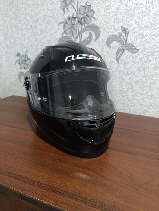 Продам шолом LS2
