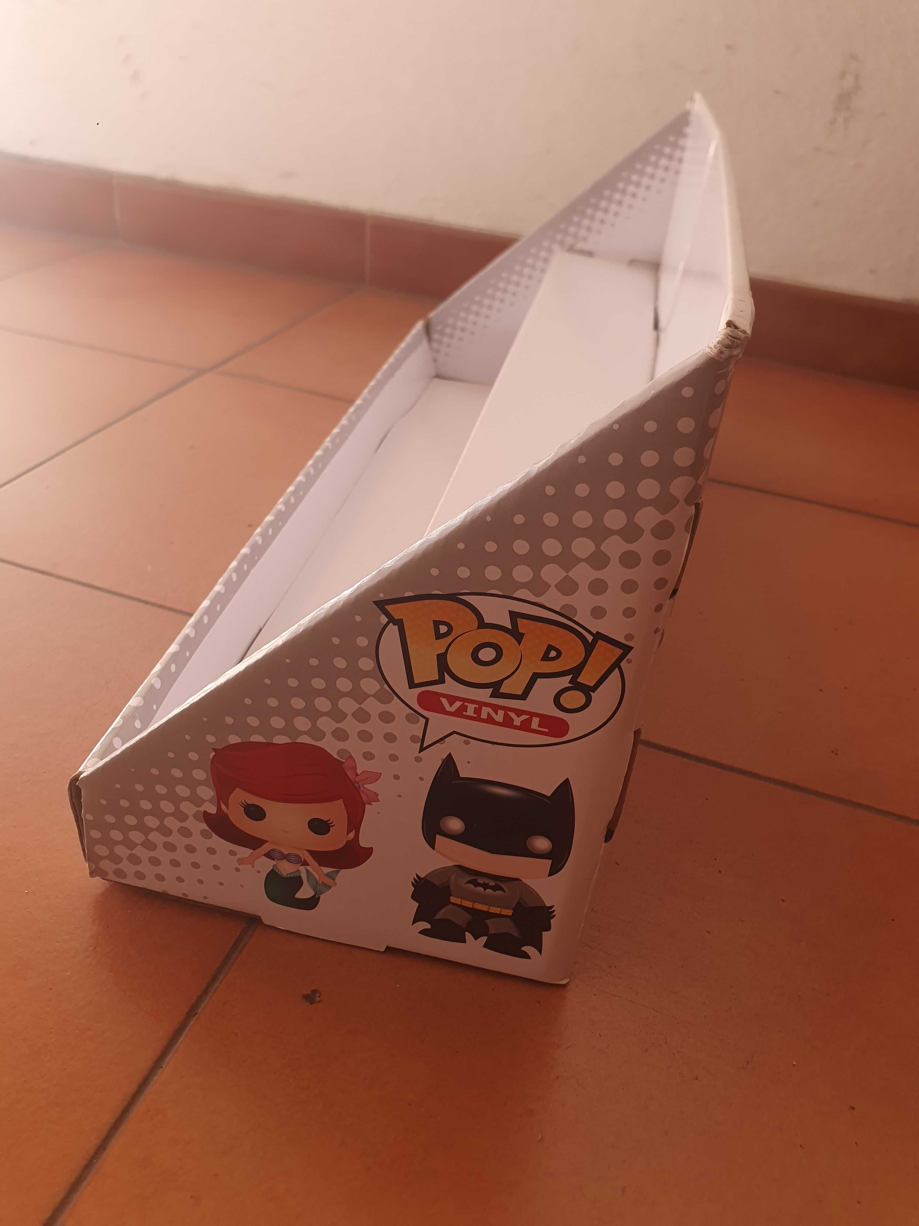 Prateleira para Funko Pops! em cartão