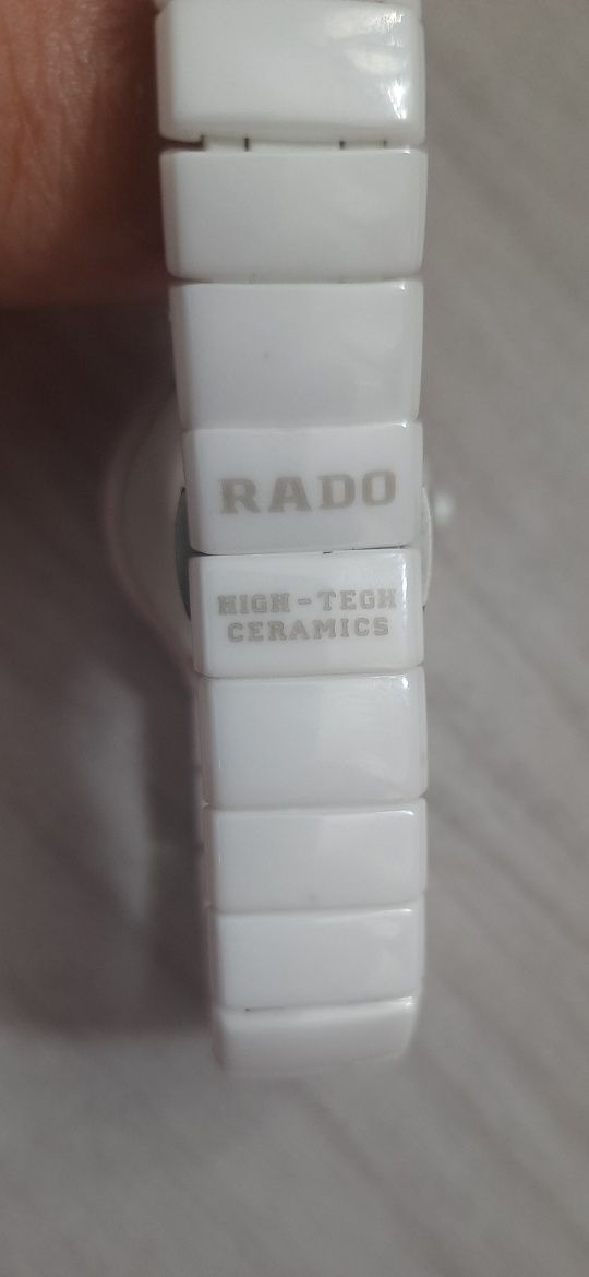 Годинник Rado кераміка.