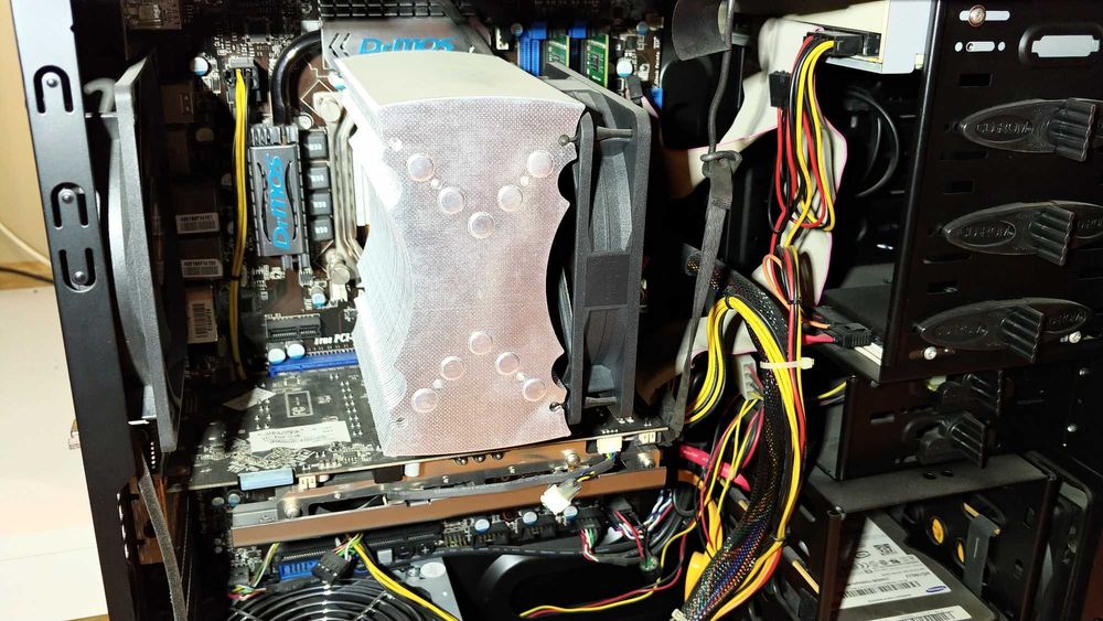 KOMPUTER PC i5-760 2.8 AMD Radeon HD 5700 Series 1024 MB + MONITOR TV