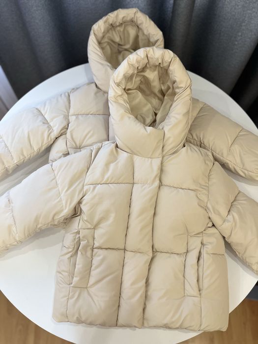Куртка Zara 110-116  см