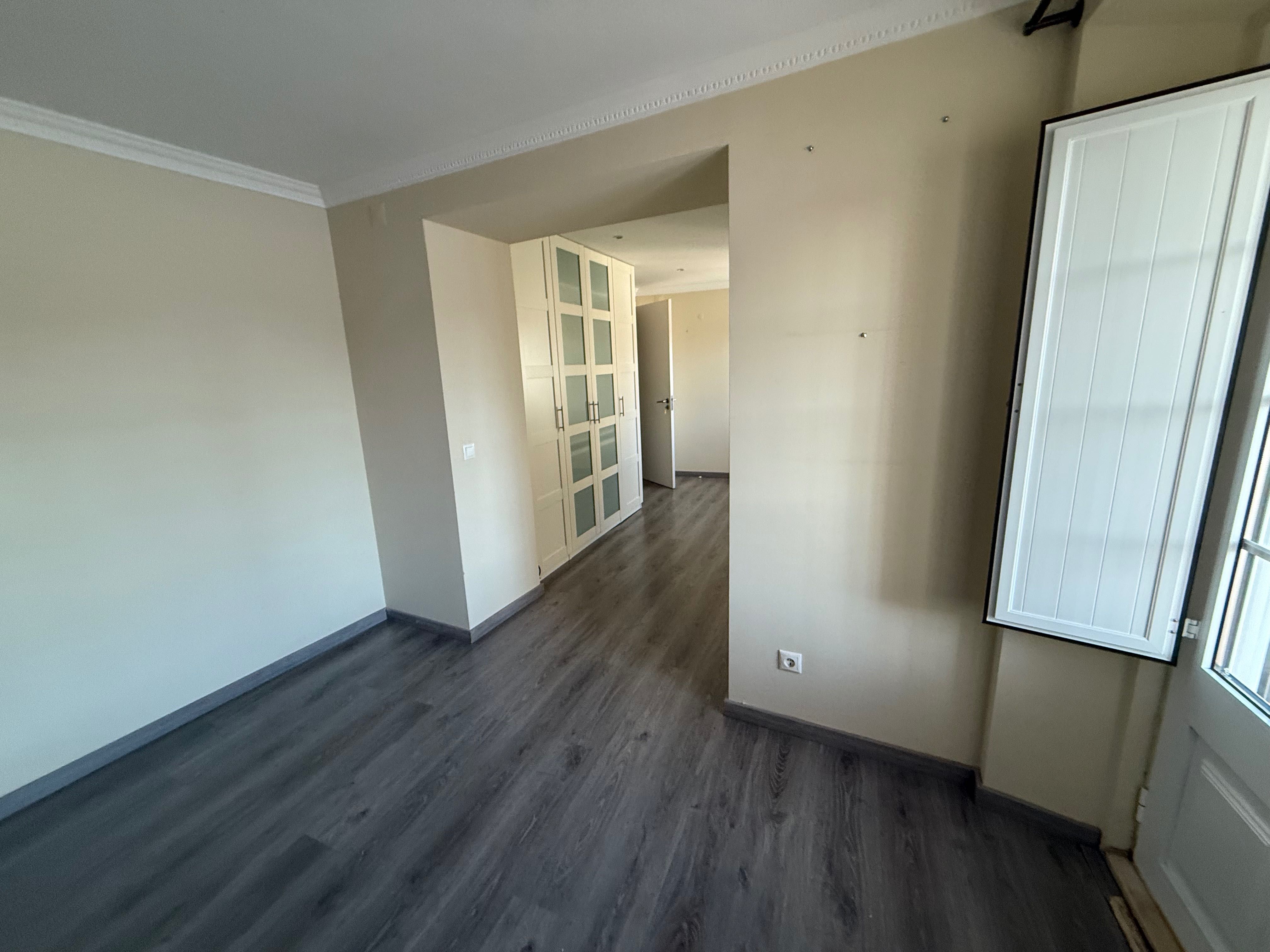 Arrendamento T5 com 320m2 centro histórico