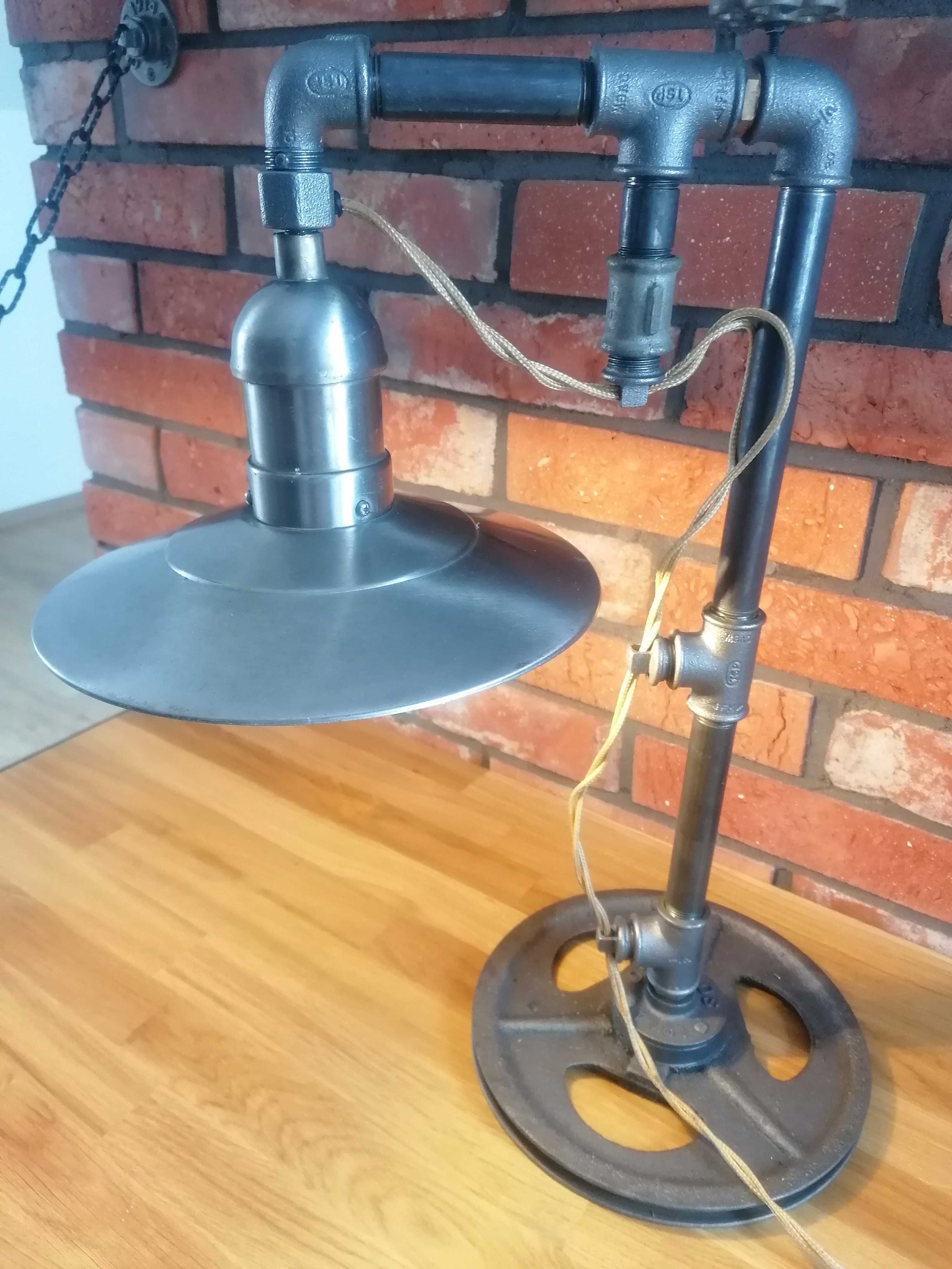 Lampa stołowa z rur hydraulicznych, loft