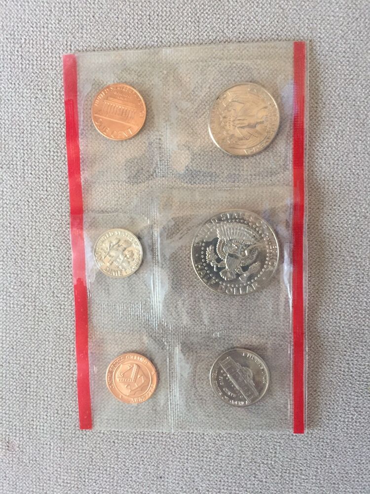 1985 Uncirculated Coin Set монеты США президенти
