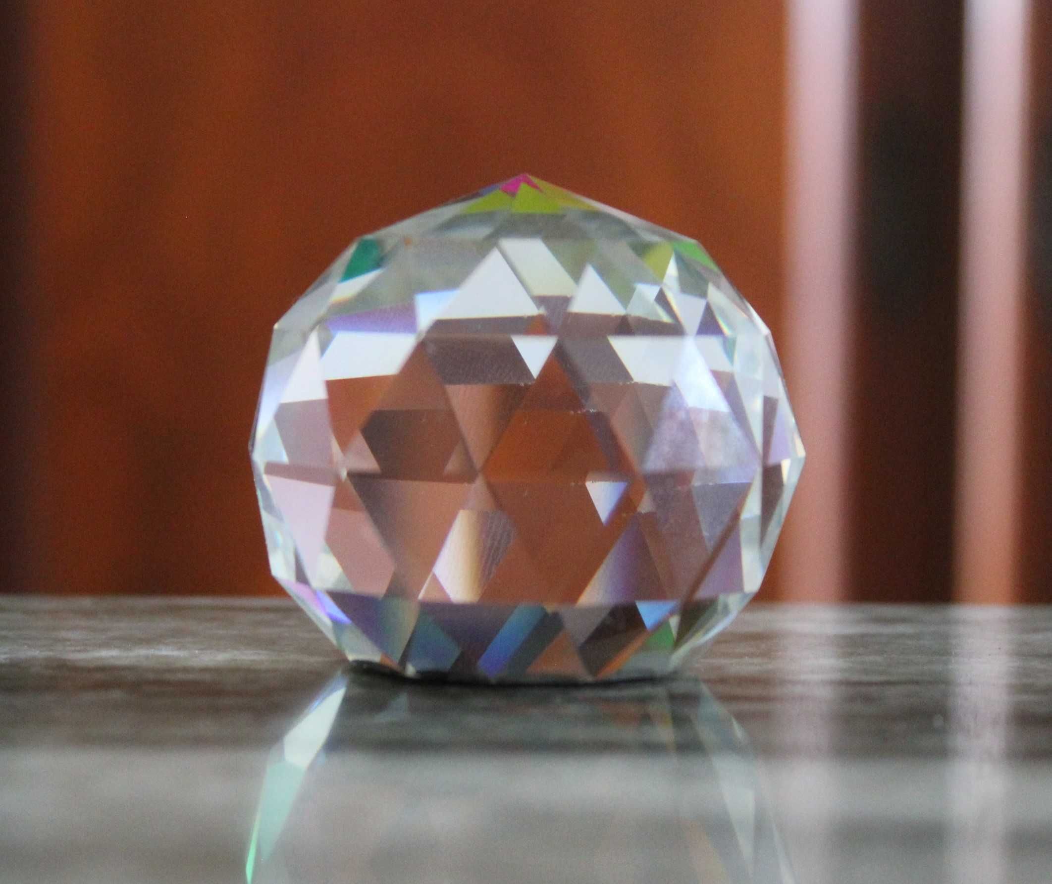 Esfera cristal pisa-papéis vintage Swarovski com 5cm.