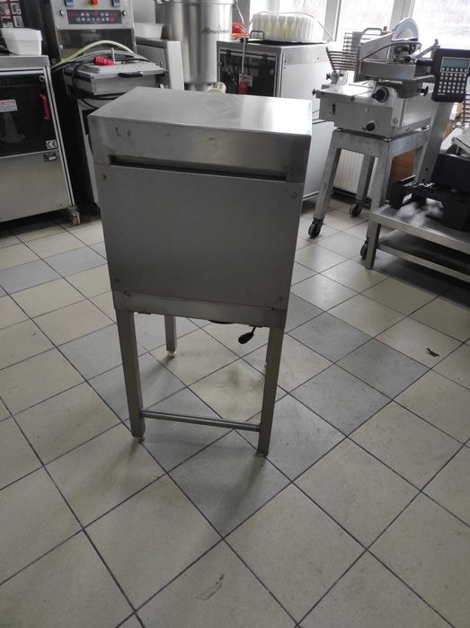 Овочерізка. Kronen. Машина для різання овочів.