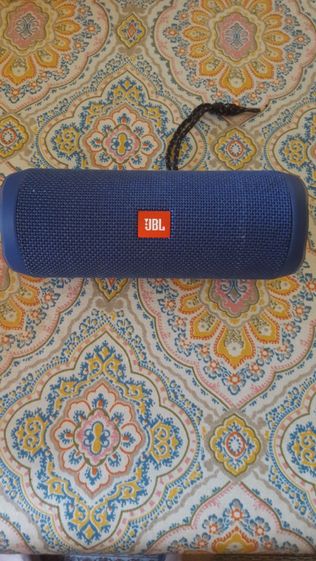 jbl flip 4