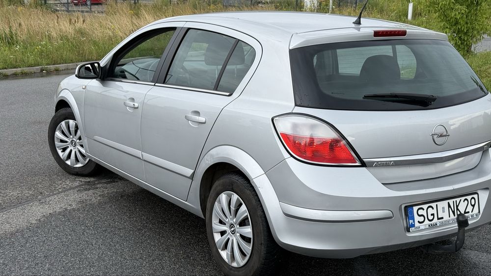 Opel Astra H 1,8 16V 2004