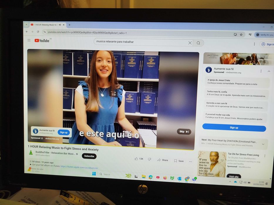 Monitor HP ProDisplay P221, 22″ e teclado DELL KB-216