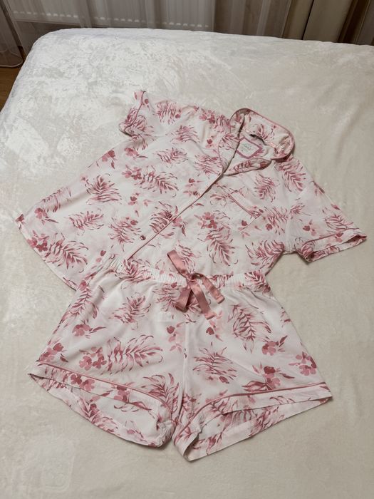 Жіноча піжама розмір М