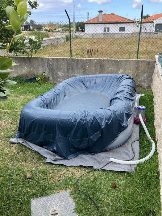 Piscina insuflável