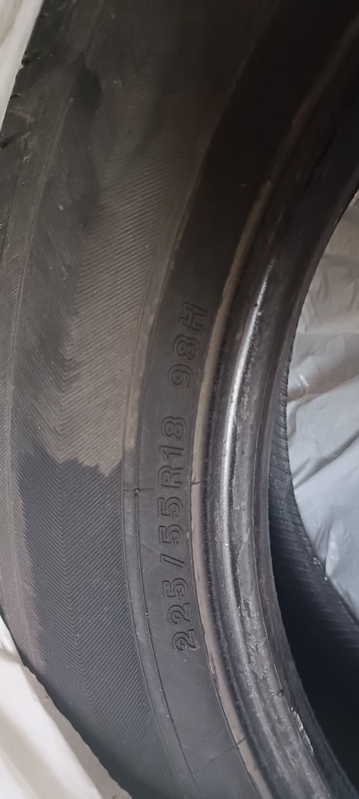 Yokohama 225/55 r18