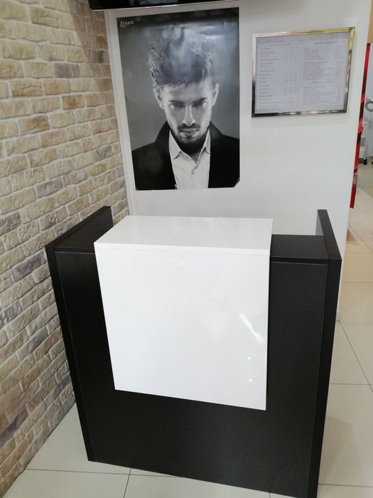 Lada recepcyjna recepcja fryzjerska kosmetyczna прийом