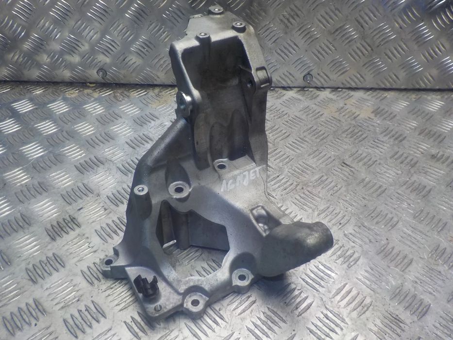 FIAT 1.6 M-JET ŁAPA ALTERNATORA POMPY