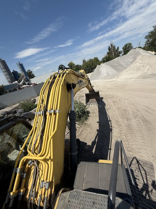 Продам екскаватор