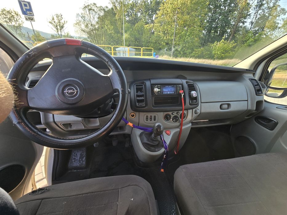 Opel Vivaro 2.0 115KM