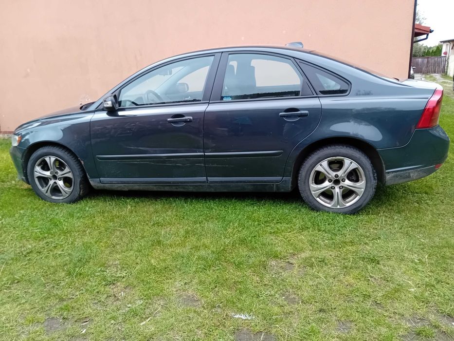 Volvo S40  diesel 2.0 sedan 2008 rok