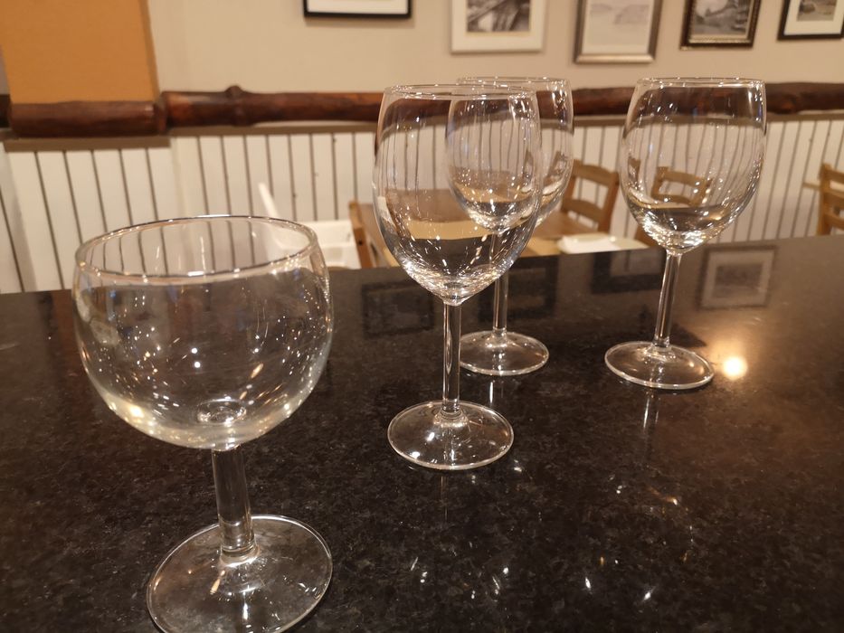 6 Copos de Vinho IKEA Metade do Preço