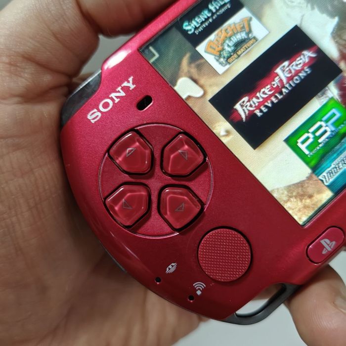 Sony PSP3000 Radiant Red