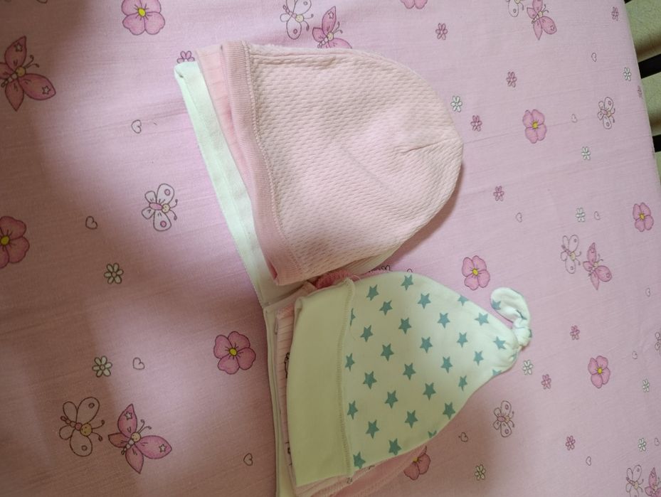 Продам в відмінному стані кокон і дитячу ванночку з матрасиком+ речі