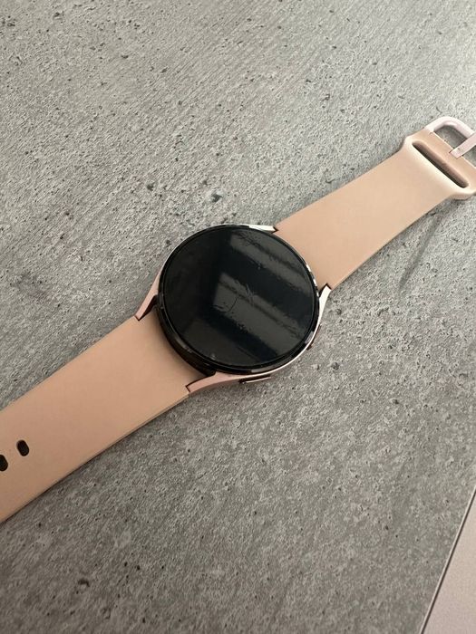 Часы Samsung Galaxy Watch 4   40mm