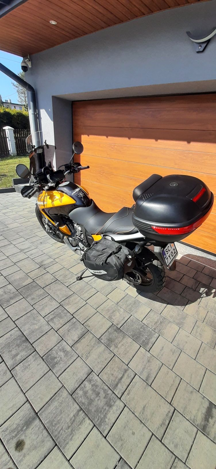 Honda transalp 700