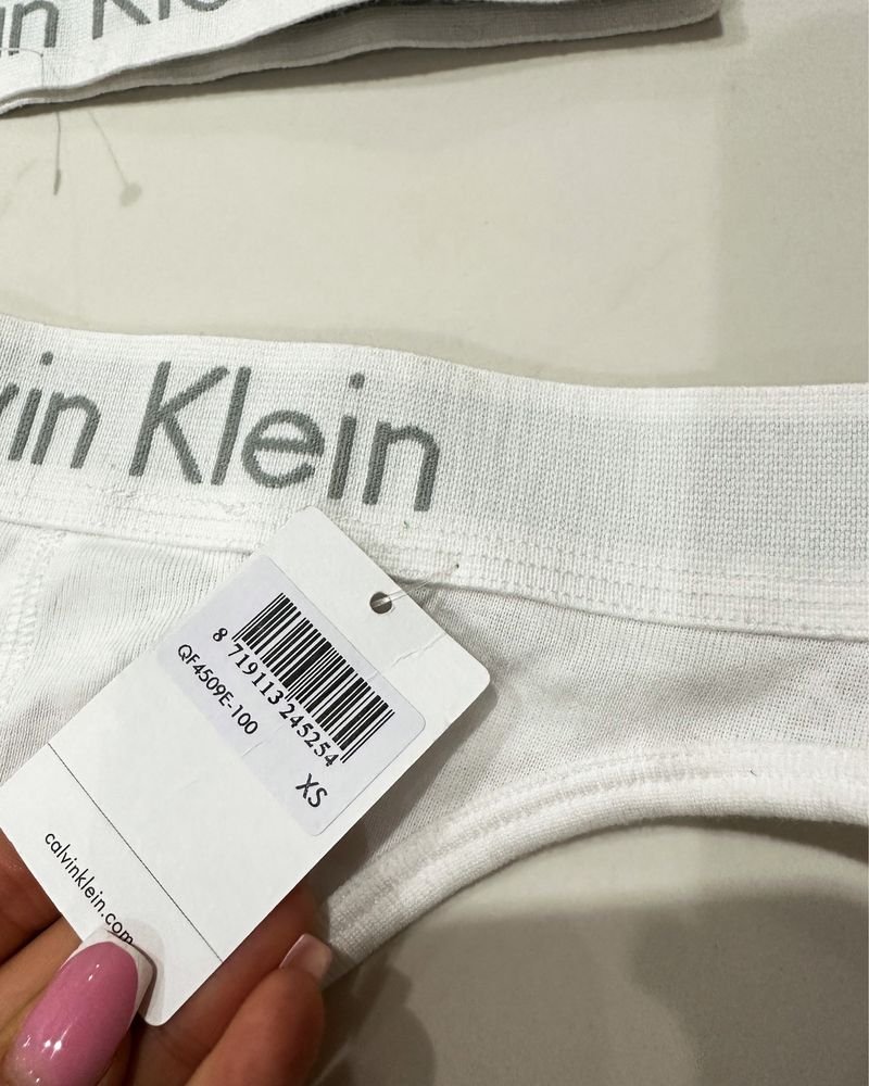 Komplet Calvin Klein biały góra M dół XS