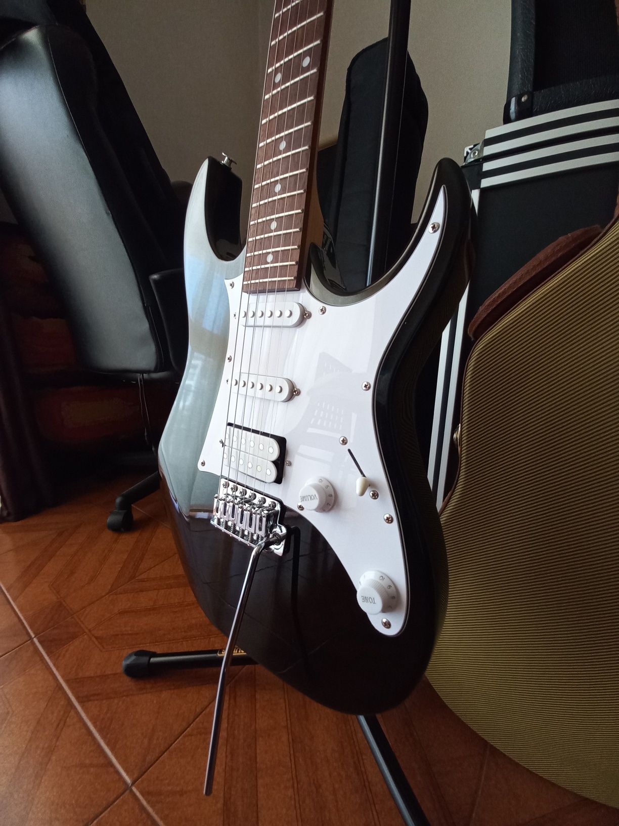 Ibanez Gio Black night