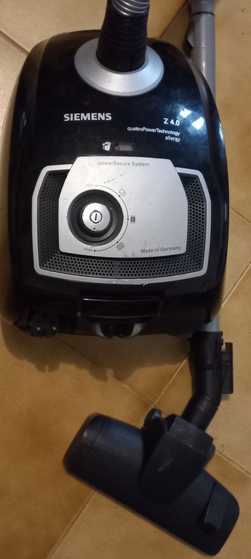 Aspirador Siemens  a funcionar bem