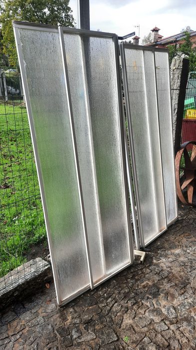 Reguardo de chuveiro. 80x80