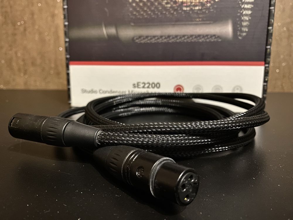 Студийный микрофон sE Electronics 2200/Микрофонный кабель