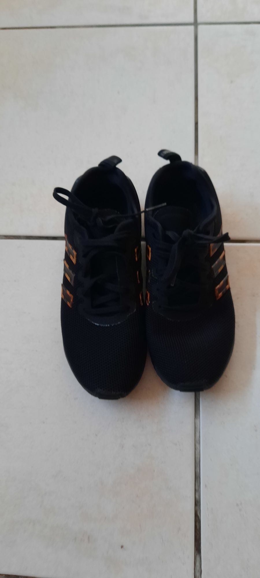 Ténis adidas n 35