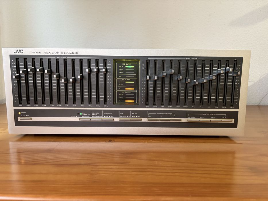 Equalizador JVC SEA-70