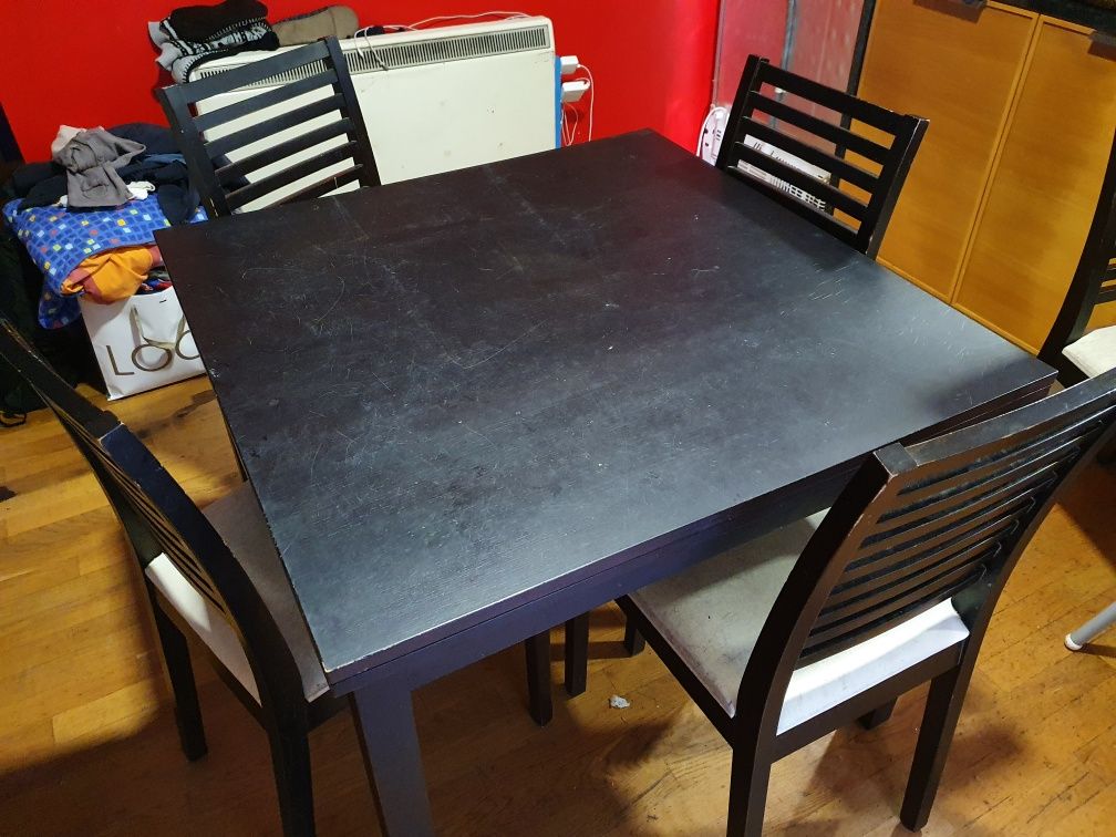 Mesa c/ 5 cadeiras Ikea
