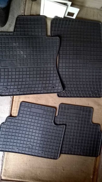 Килимки бризговики підсвітка дверей Інфініті Infiniti Q50 і аксесуари