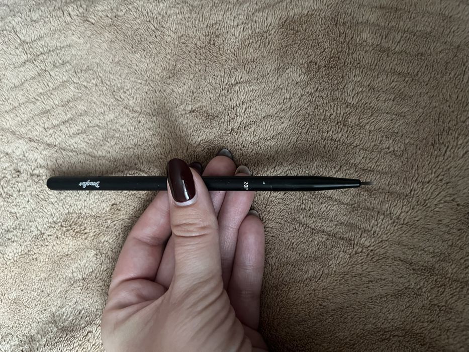 Pędzelek Douglas 20P