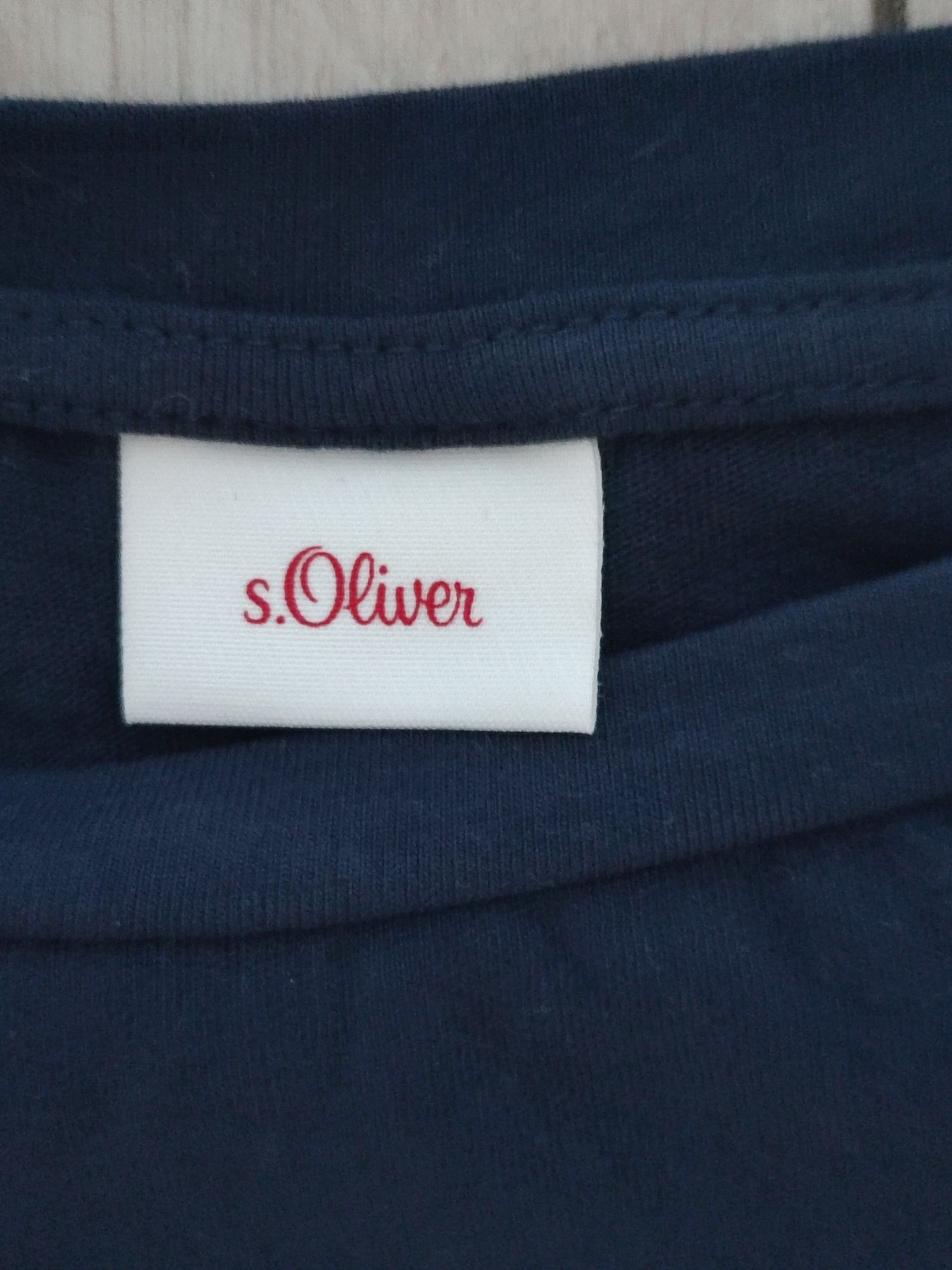 S. Oliver. Bluzka oversize, z krótkim rękawem. Rozmiar 164 cm